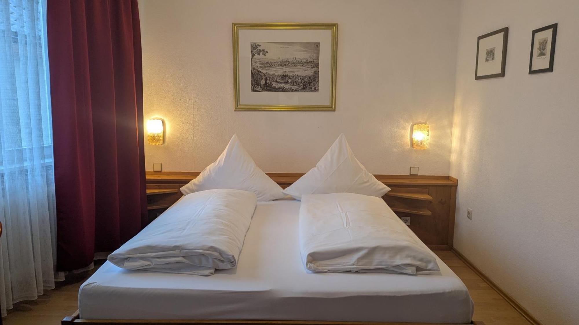 Gasthof Hotel Rose Obereisenheim Rom bilde