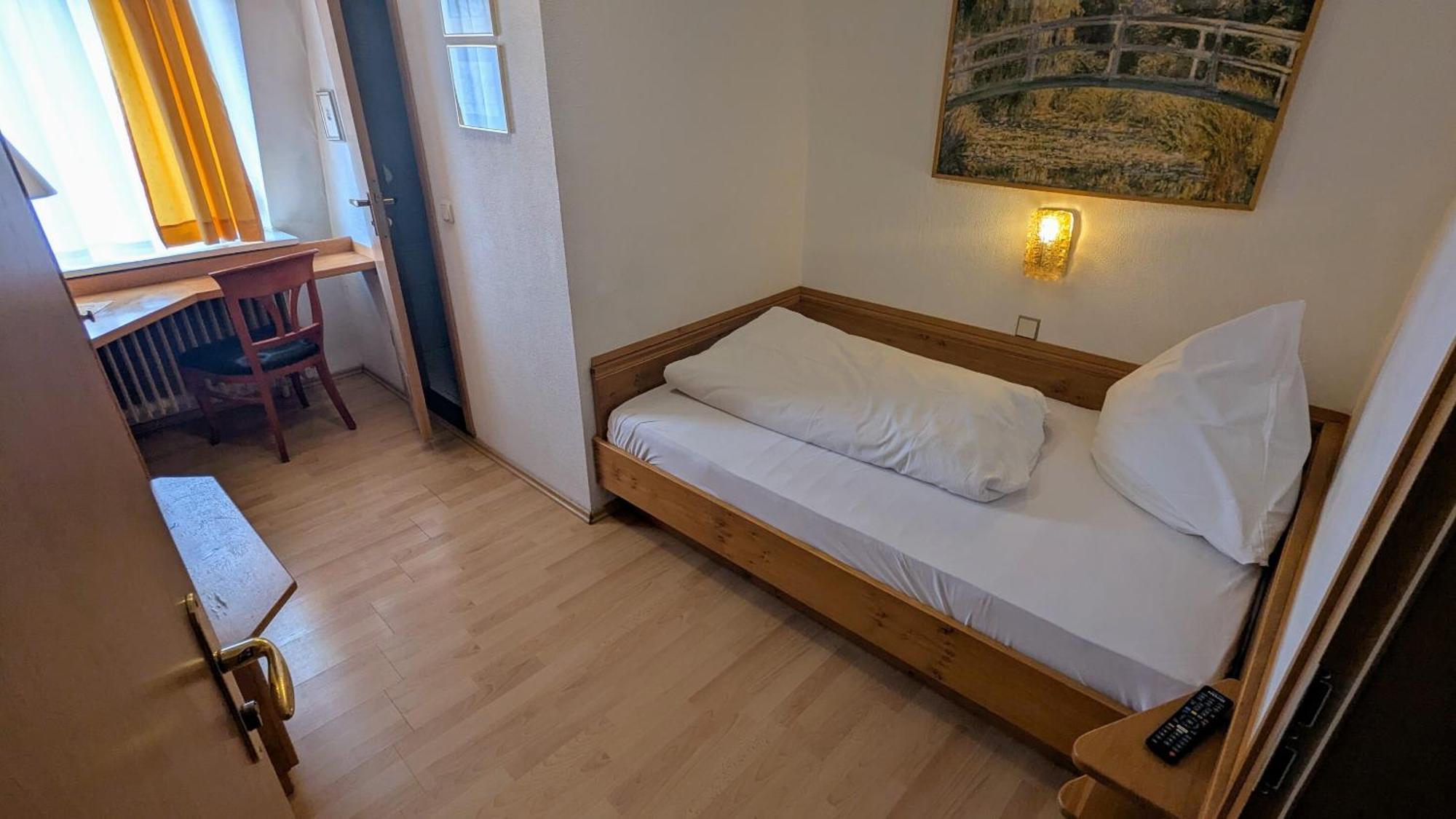 Gasthof Hotel Rose Obereisenheim Rom bilde