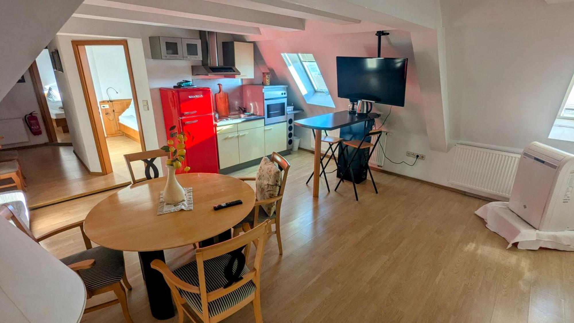 Gasthof Hotel Rose Obereisenheim Rom bilde