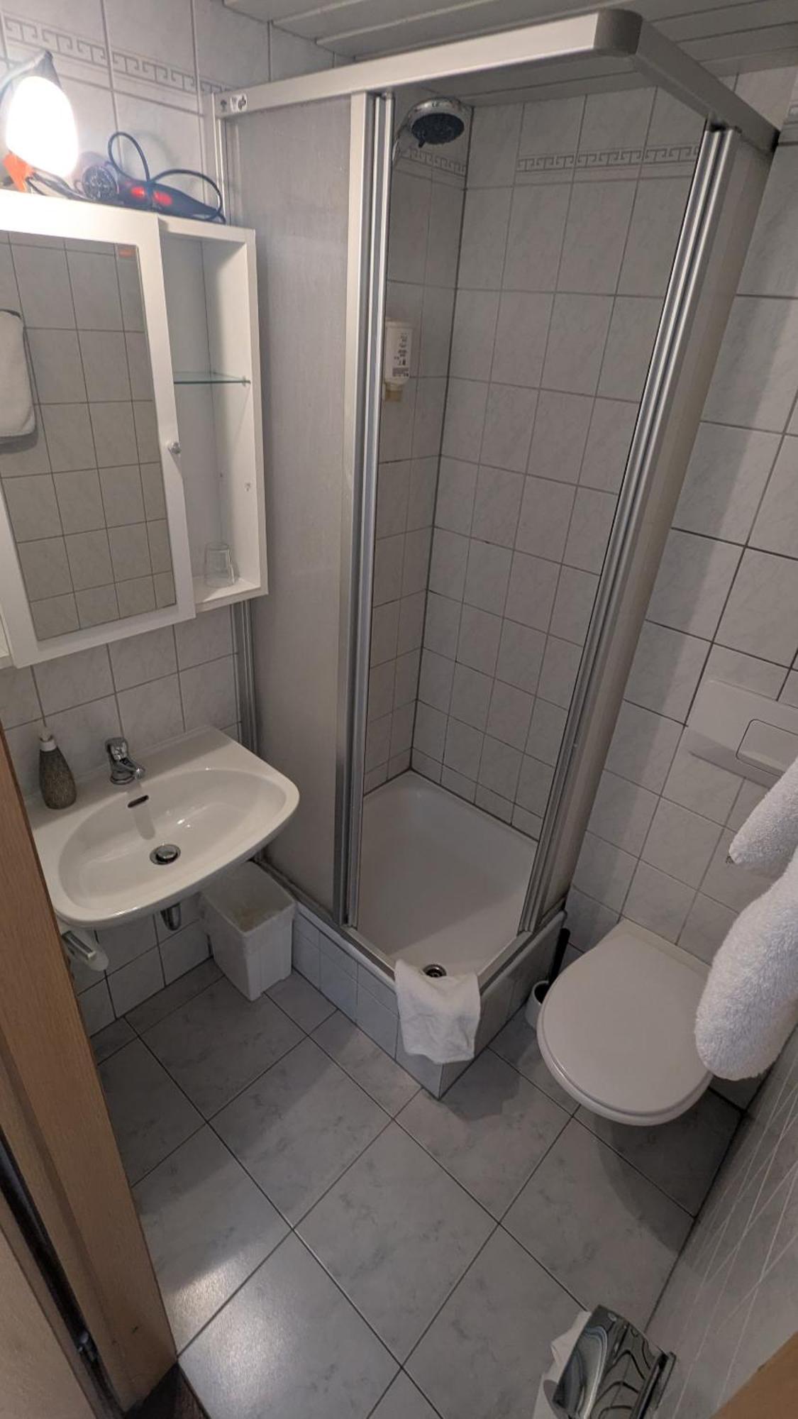Gasthof Hotel Rose Obereisenheim Rom bilde