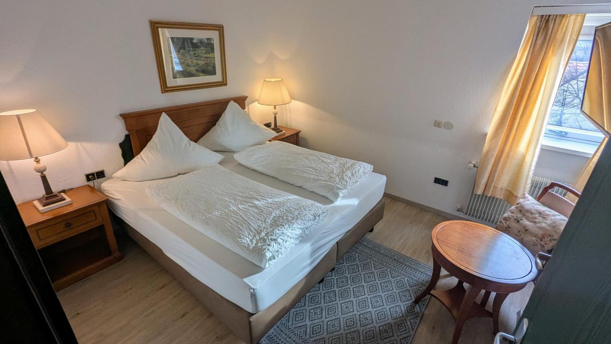 Gasthof Hotel Rose Obereisenheim Rom bilde